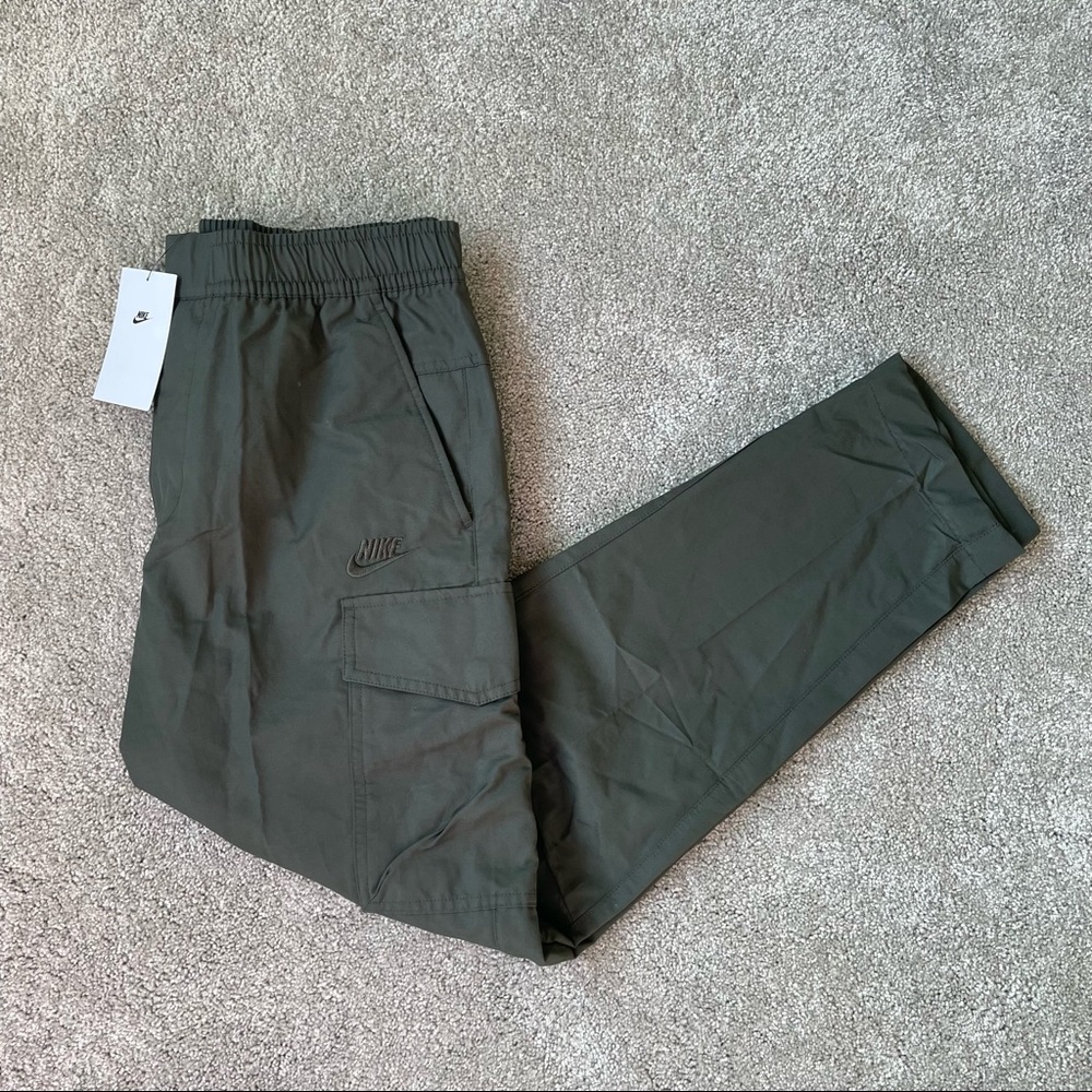 Nike Olive Cargo Pants